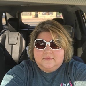 Meet your Posher, Bonnie